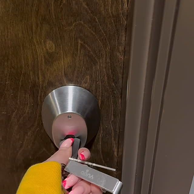 She’s officially open 💫 Come tour your future home. 

.

#studenthousing #mizzou #liveyourbestlife #districtflats #downtownliving