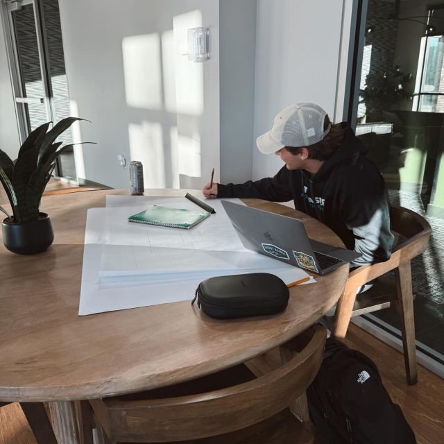 Building something bigger than blueprints!

Need a great space to study and hang out? We’ve got you!